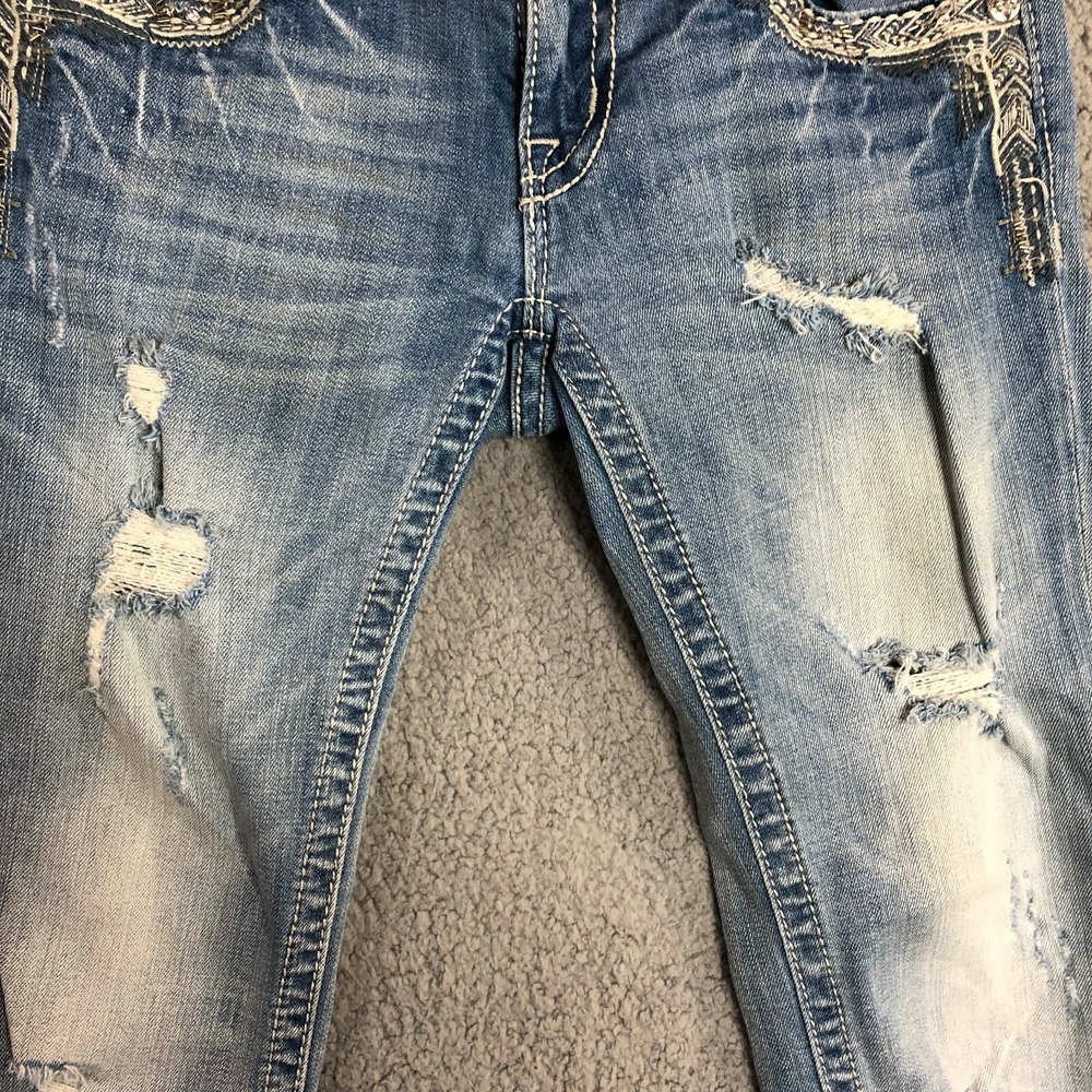 Miss Me Signature Cropped Jeans 27 Distressed Flap Pocket Bling Y2K - Picture 5 of 13